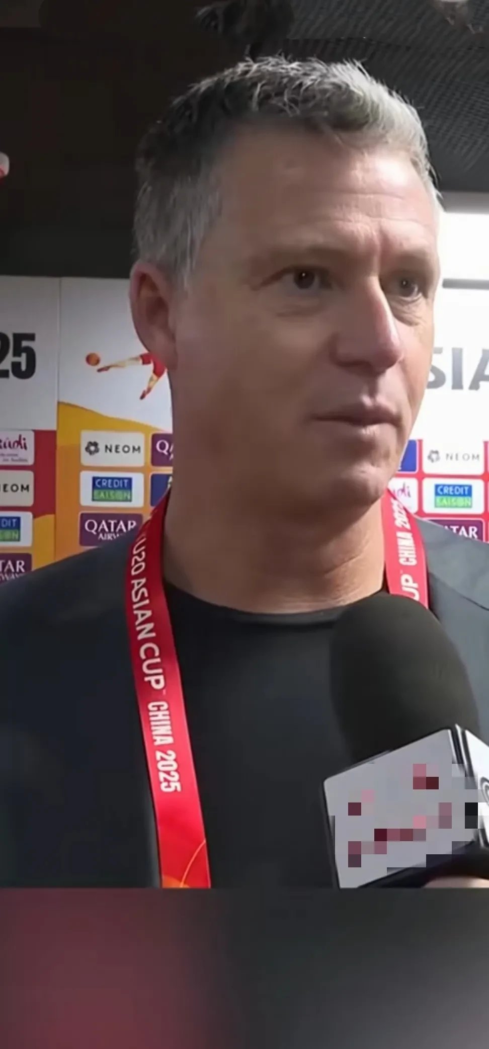 国际比赛中年轻球员展现出惊人潜力