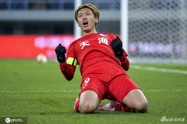 天津天海客场遭大胜，保级压力加大
