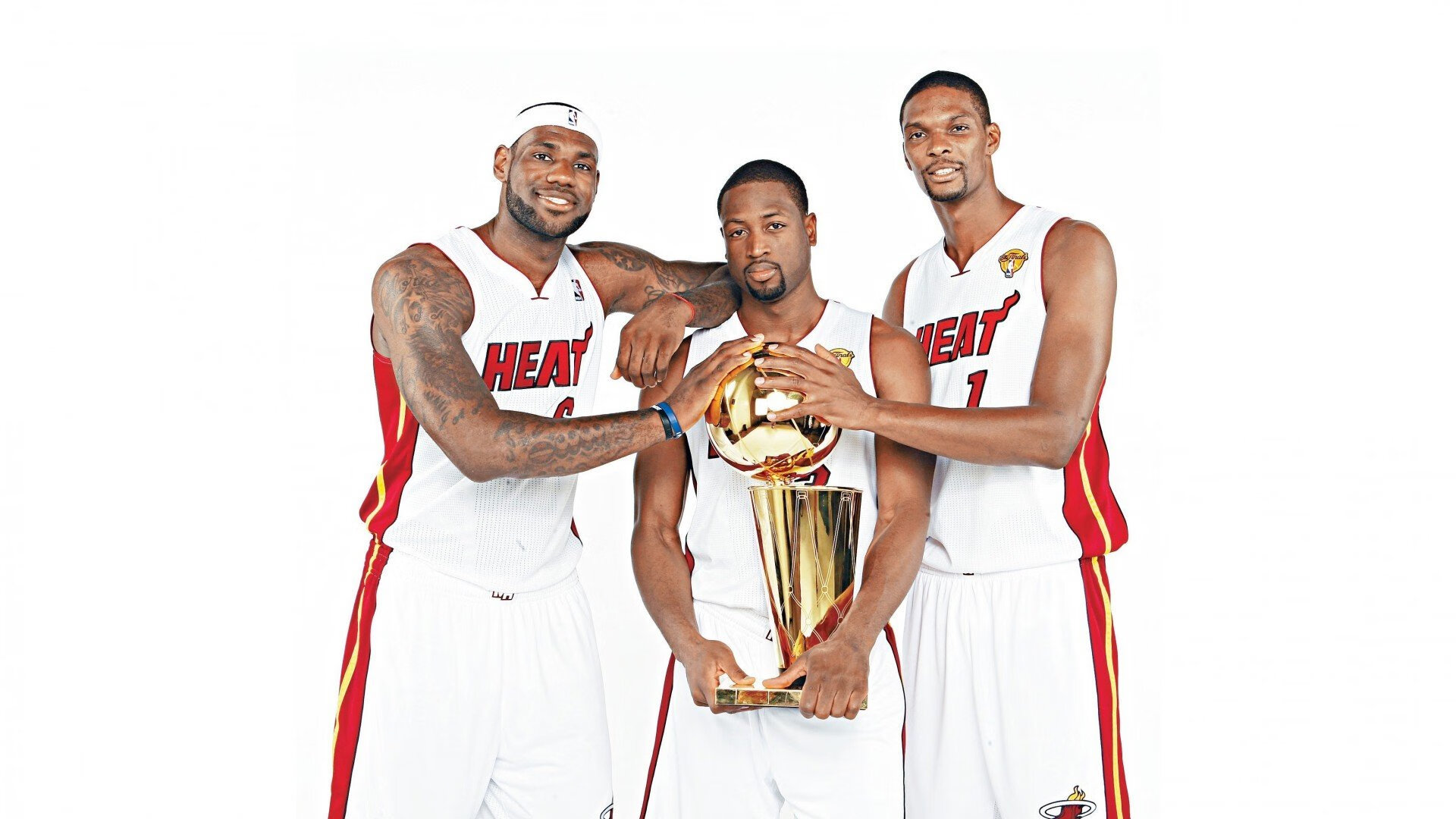 世俱杯分组-灰熊森林里的白色闪电，切特·霍姆格伦如何用不三不四定义篮球未来